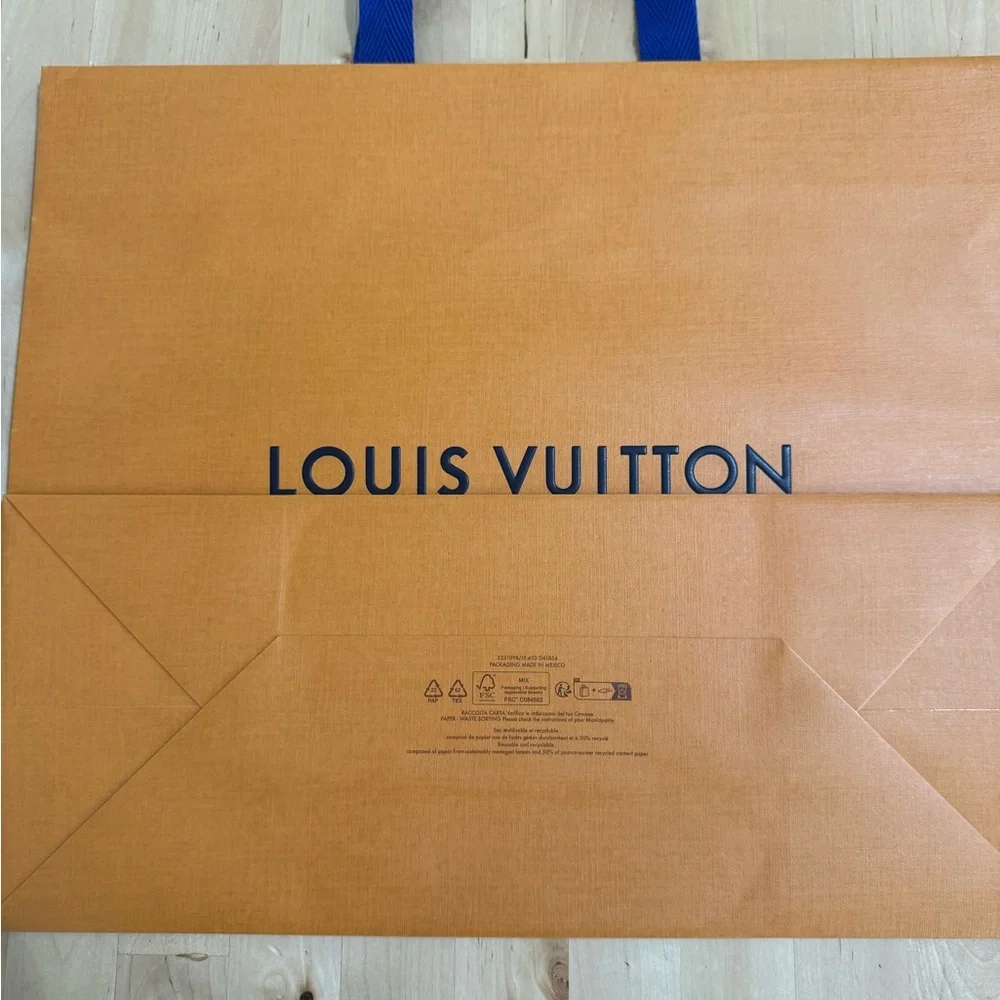 Louis Vuitton see pictures